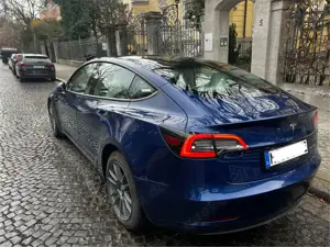 Tesla Model 3 Long Range w Boost. Allradantrieb Dual Motor Bild 4