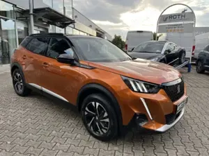 Peugeot 2008 Allure 1.2 PureTech 130 GT AHK Navi LED Kamera Bild 2