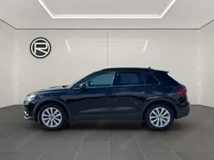 Audi Q3 35 TFSI basis S tronic Bild 3