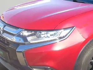 Mitsubishi Outlander 2.0 2WD Edition 100 Bild 5