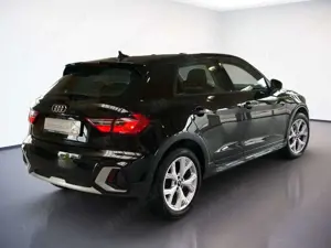 Audi A1 Sportback CITYCARVER 25TFSI 95PS.NAVI.CLIMA.17 ALU Bild 4