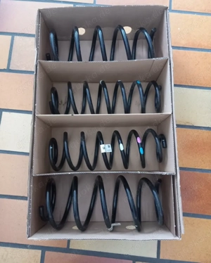 Hyundai i10 III AC3 Fahrwerk Federn Original wie neu