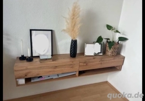 Lowboard in Holzoptik