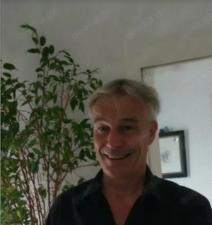 Belesener Akademiker mit Empathie sucht Führungsstarke Frau