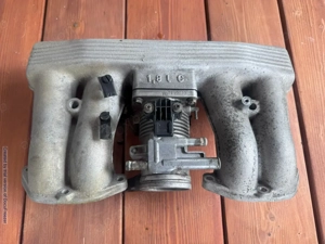 Ansaugbrücke + Drosselklappe 1.8 l für Original BMW 3er E30 Modelle