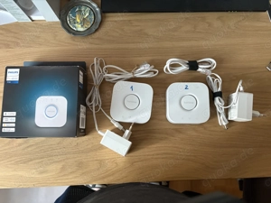2x Philips Hue Bridge