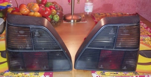VW Golf 2 Schwarze Rückleuchten mit E1 Prüfnummer.