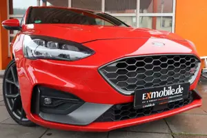 Ford Focus FOCUS ST* TDCI* LED* LEDER* AHK* 1.HD* 19" LM*