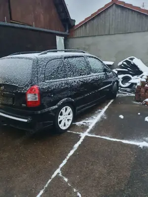 Opel Zafira 2.0 OPC
