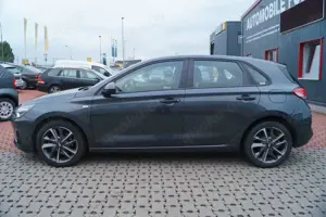 Hyundai i30 Trend Mild-Hybrid Bild 3