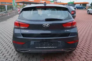 Hyundai i30 Trend Mild-Hybrid Bild 5