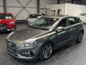 Hyundai i30 1.0 T-GDI 48V-Hybrid DCT Trend 1.Hand