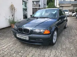 BMW 323 323i AUTOMATIK NAVIGATION 2 HAND KLIMAAUTOMATIK Bild 2
