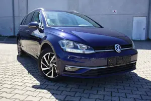 Volkswagen Golf 1.6TDI Variant AHK Navi PDC SHZ