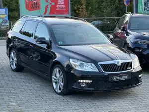 Skoda Octavia Combi RS/Xenon/Automatik/Navi/Bi-Color