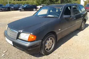 Mercedes-Benz C 180 T CLASSIC Bild 2