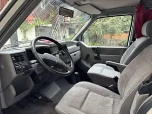 Volkswagen T4 Multivan 70B MF2 Bild 5