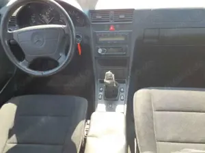 Mercedes-Benz C 180 T CLASSIC Bild 5