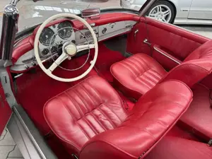 Mercedes-Benz 190 190 SL Bild 3