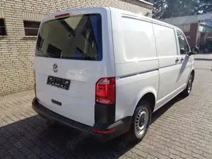 Volkswagen T6 Transporter 2.0 TDI Kasten, Klima, PDC, AHK, 1.Hand Bild 4