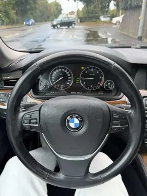 BMW 520 520d Aut. Bild 2