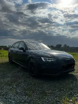 Audi A4 Avant 3.0 TDI quattro S tronic design