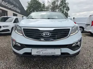 Kia Sportage 2.0 Spirit 4WD Autom*Navi*R.Kamera*Pano Bild 3