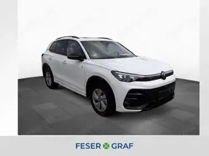 Volkswagen Tiguan 2.0 TDI DSG R-LINE AHK PANO HUD MATRIX