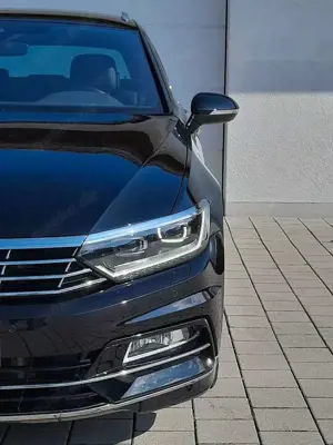 Volkswagen Passat Variant Passat V./3xR-Line Sport/LED/Kam/AhK/18"/Eu6