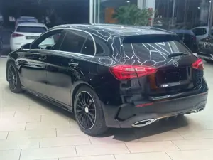 Mercedes-Benz A 180 AMG Line Automatik Navigation Klima PDC SHZ Bild 5