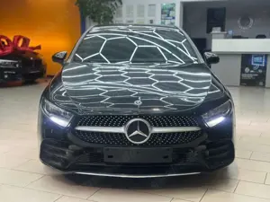 Mercedes-Benz A 180 AMG Line Automatik Navigation Klima PDC SHZ Bild 2