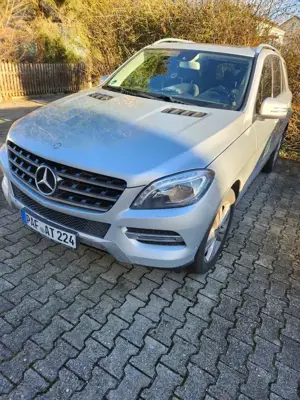 Mercedes-Benz ML 250 BlueTEC 4MATIC 7G-TRONIC