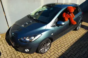 Mazda 2 Lim. 1.3 Edition 40 Jahre 1.Hand TÜV neu!