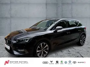 SEAT Leon 2.0TDI FR-LINE LED+NAV+ACC+SHZ+PDC+AHK+PANO