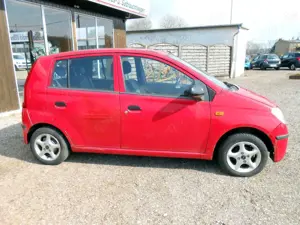 Daihatsu Cuore 1.0 Plus KLIMAANLAGE ALURÄDER RADIO CD Bild 5