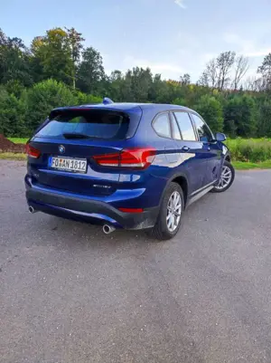 BMW X1 sDrive18d Aut. Advantage Bild 2