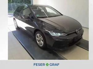 Volkswagen Golf VIII 1.5 eTSI DSG Life NAVI KAM HUD LED APP