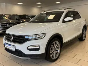Volkswagen T-Roc Active*Panorama*SHZ*CarPlay*PDC*KlimaAuto*