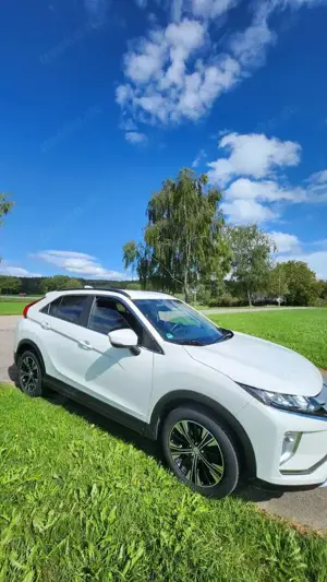 Mitsubishi Eclipse Cross 1.5 T-MIVEC CVT 2WD Spirit+