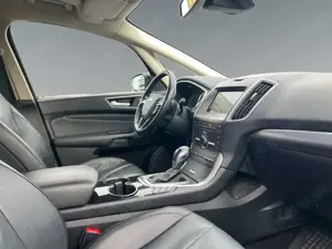 Ford S-Max Titanium 2.0 TDCi Bi-Turbo 7-Sitzer Panorama Leder Bild 5