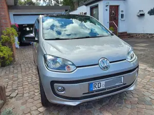 Volkswagen up! up! cup up!
