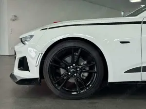 Chevrolet Camaro 2,0l Turbo *SCHALTER / SZH / VOLL* Bild 5