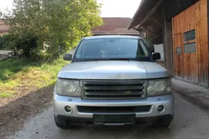 Land Rover Range Rover Sport 4.4 V8 KLIMATR PDC XENON NAVI 4X4 LEDER Bild 2