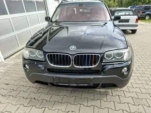 BMW X3 3.0sd, Unfallbeschädigt