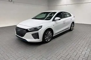 Hyundai IONIQ Ioniq Style Hybrid Xenon/Navi/SHZ/SCC/Kam/17-LM