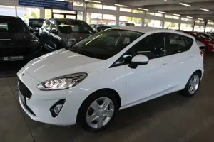 Ford Fiesta 1.5 TDCi Cool  Connect LED NAVI WinterPaket DAB Bild 2