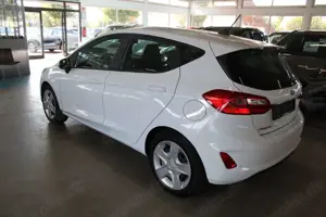 Ford Fiesta 1.5 TDCi Cool  Connect LED NAVI WinterPaket DAB Bild 3