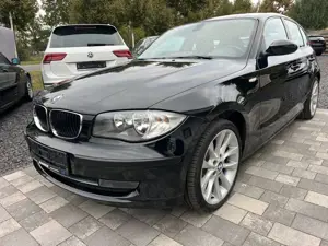 BMW 118 118i Automatik Scheckheft Steuerkette Tüv neu