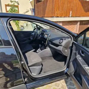 Renault Clio Grandtour TCe 120 EDC Dynamique Bild 3