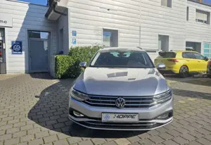 Volkswagen Passat Variant Business 4Motion Bild 3